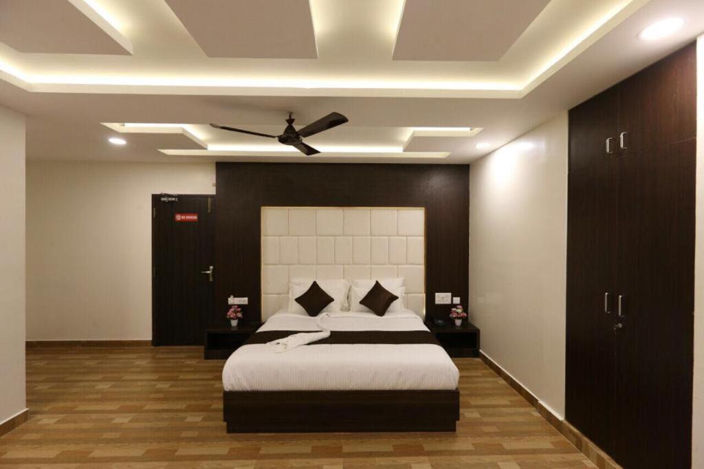 Hotel Rich Inn Chennai Zewnętrze zdjęcie