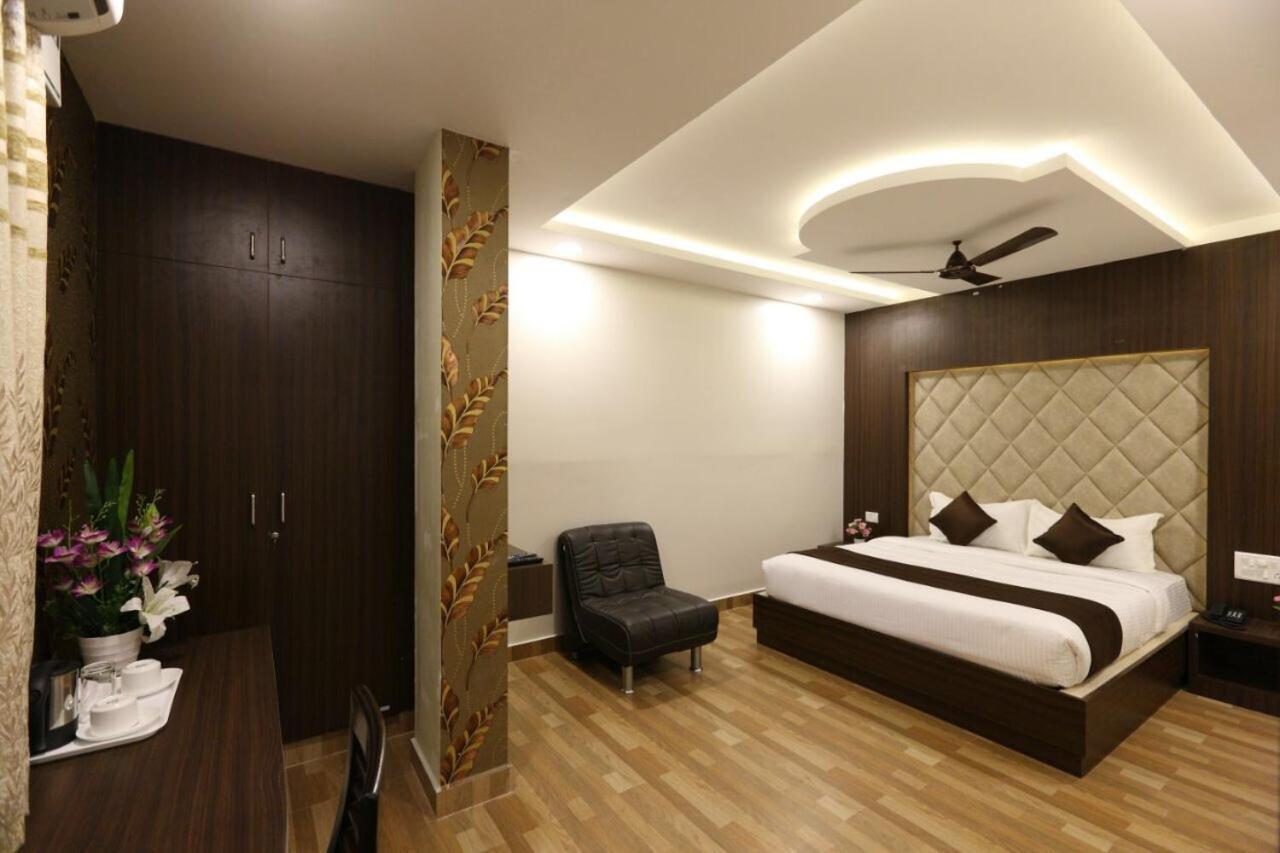 Hotel Rich Inn Chennai Zewnętrze zdjęcie