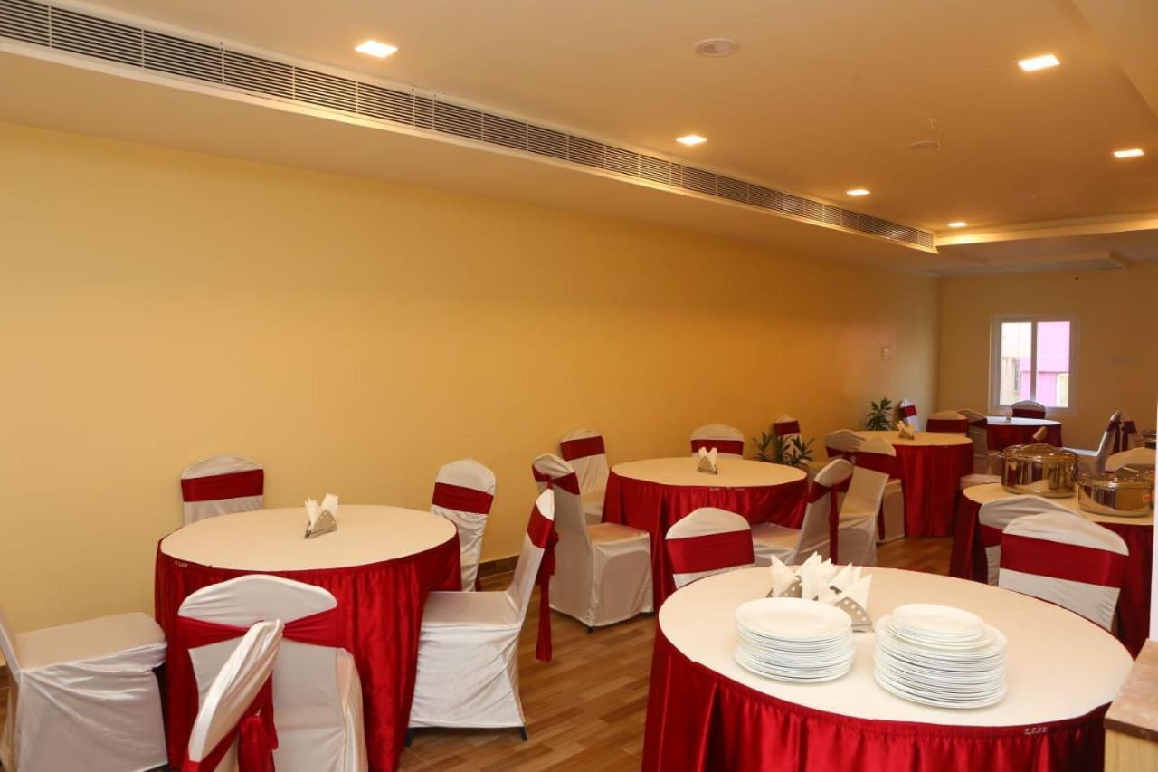 Hotel Rich Inn Chennai Zewnętrze zdjęcie