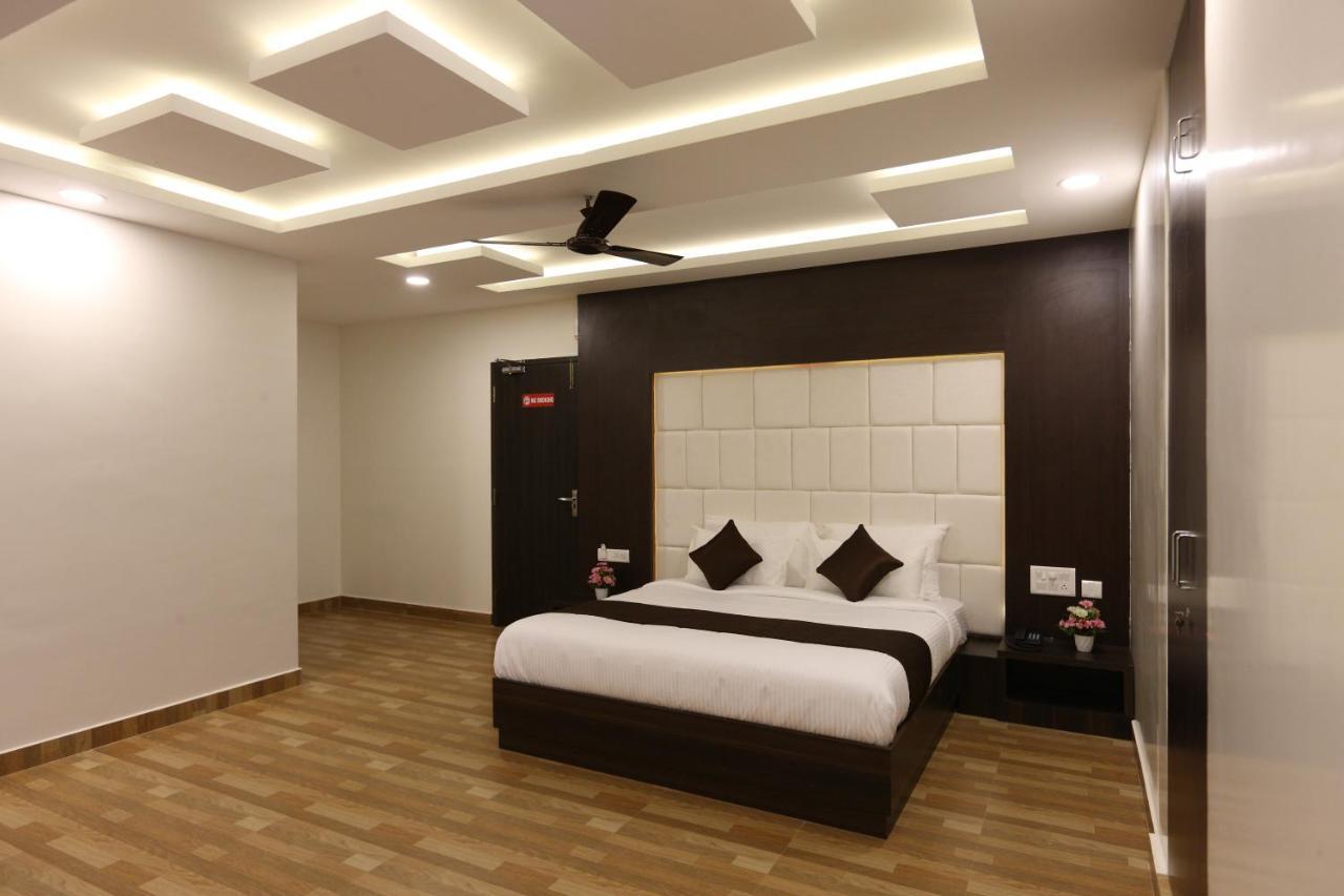 Hotel Rich Inn Chennai Zewnętrze zdjęcie